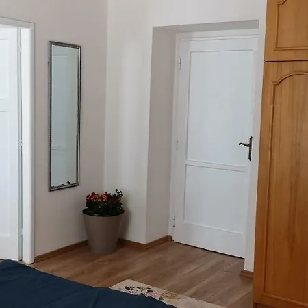 Fukas Centrum Appartement *